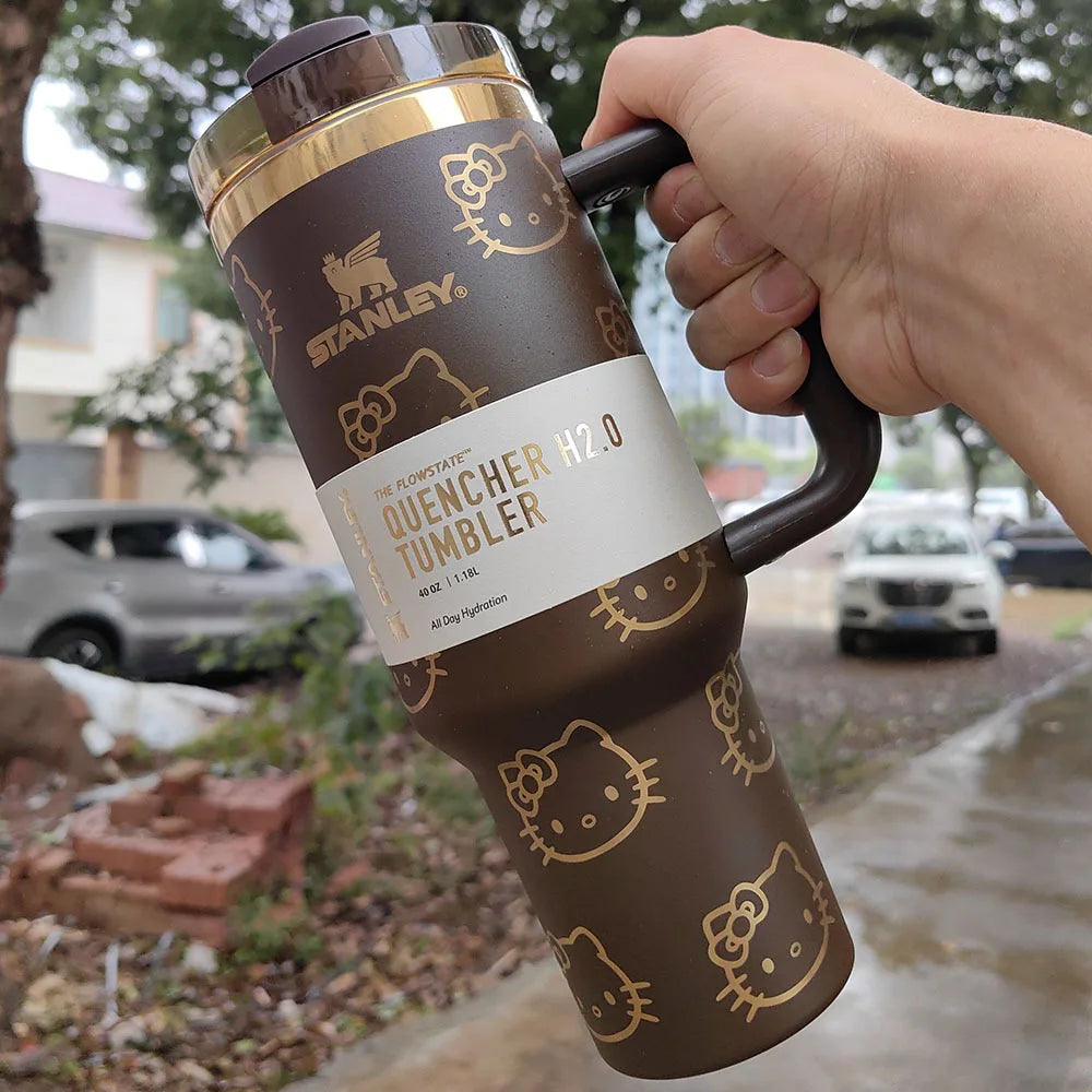 Chic Hydration Companion